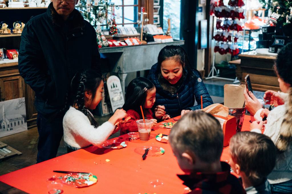 Special Holiday Experiences - Cookie Decorating - SkyPark at Santa's Village